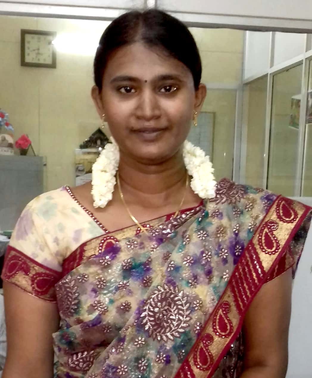 R.Ani Valan Rekha